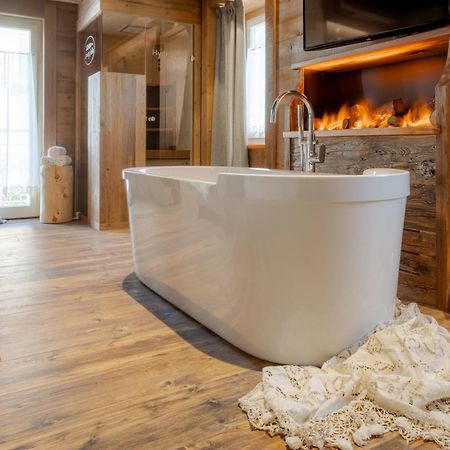 John Luxury Suites Фольгарія Екстер'єр фото
