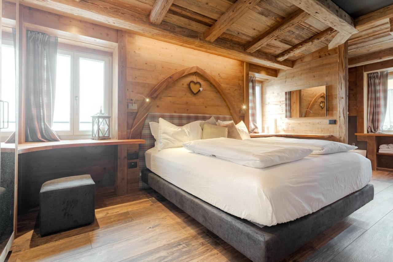 John Luxury Suites Фольгарія Екстер'єр фото